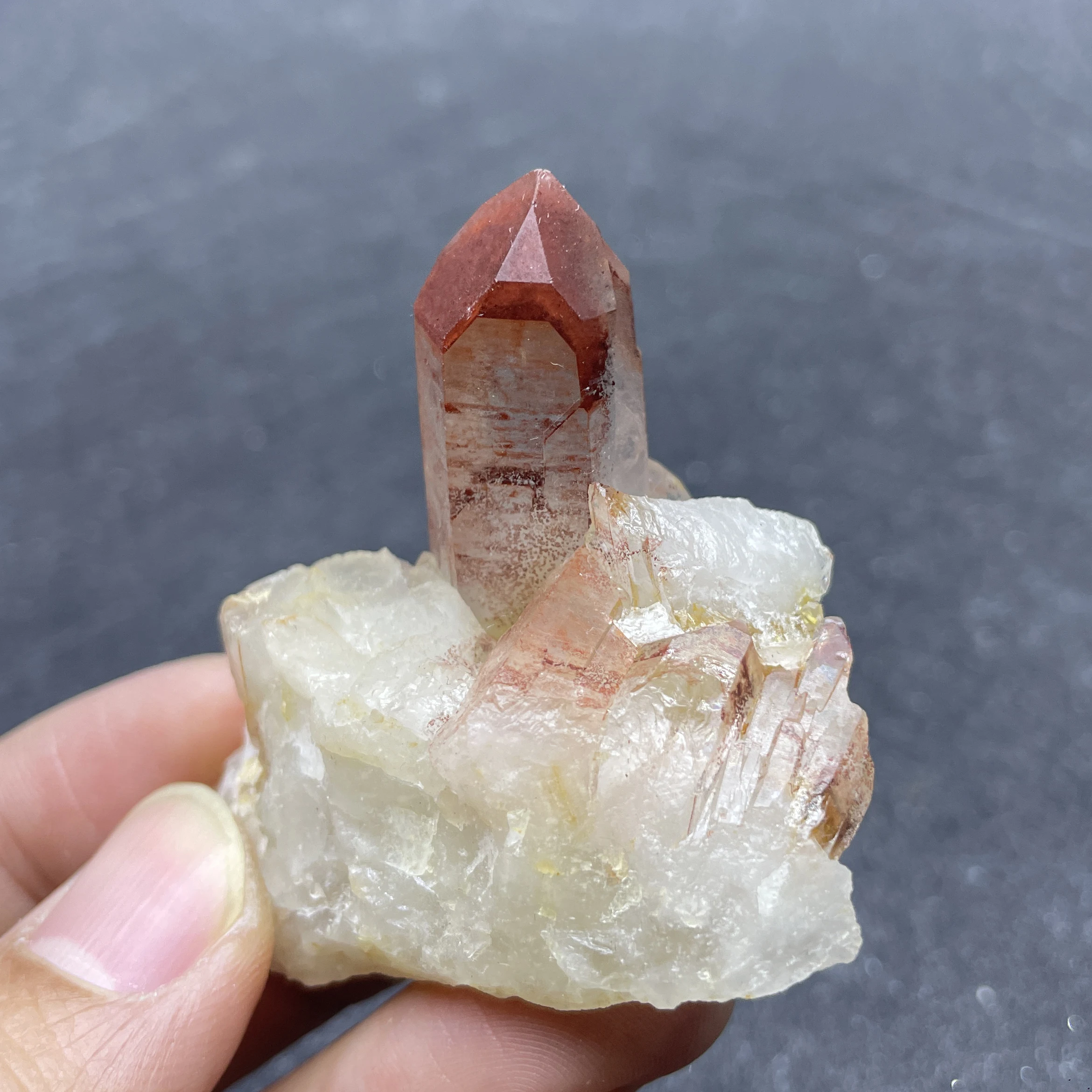 43g Natural Stone Red Crystal Quartz Cluster Red Shadow Mountain Mineral Specimen Raw Rock Decoration Rough Polished Healing L15