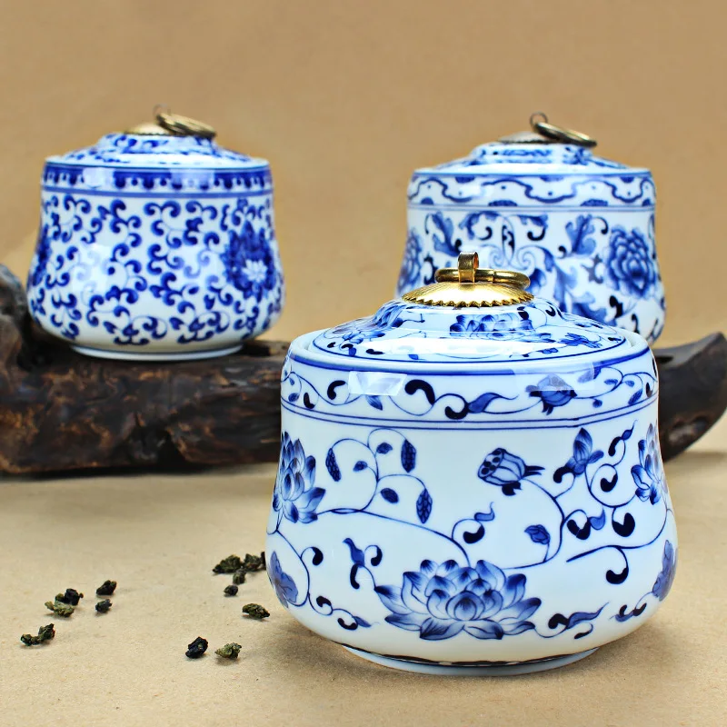 

Blue and White Porcelain Ceramic Jar Sealed Tea Moisture-Proof Candy Coffee Crafts Home Decor