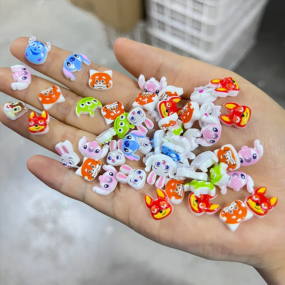 

50pcs Cute Cartoon Zootopia Series Nail Art Charms Kawaii 3D Noctilucent Stitch, Judy Rabbit, Nick Fox, Nail Accessories Decor