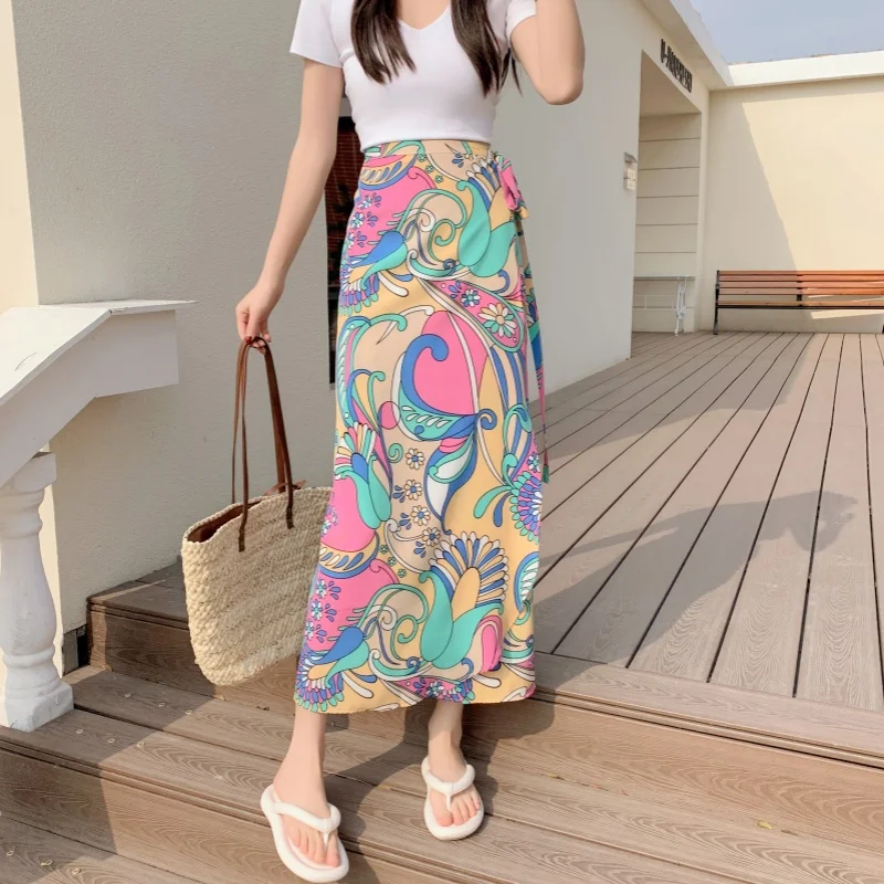 

Yunnan Dai Women's ter Ne Print Skirt Beach Vaion Sunscreen Belted Asymmetrical Skirt Polyester Fiber