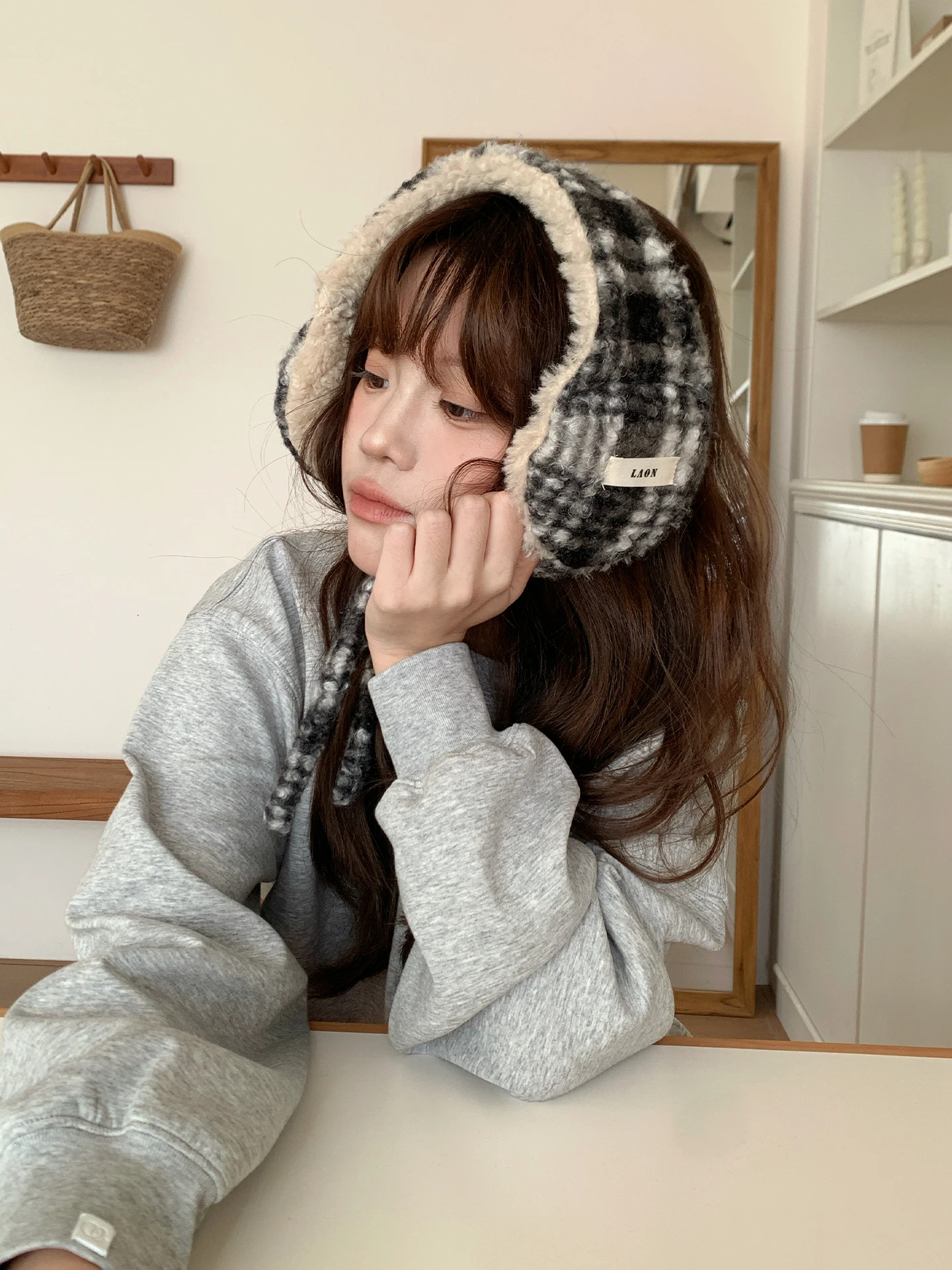 Korean Style Thickened Plush Ear Muffs Women's Winter Cold Proof Warm Cycling Anti-freeze Ear Covers Warm Ear Pads