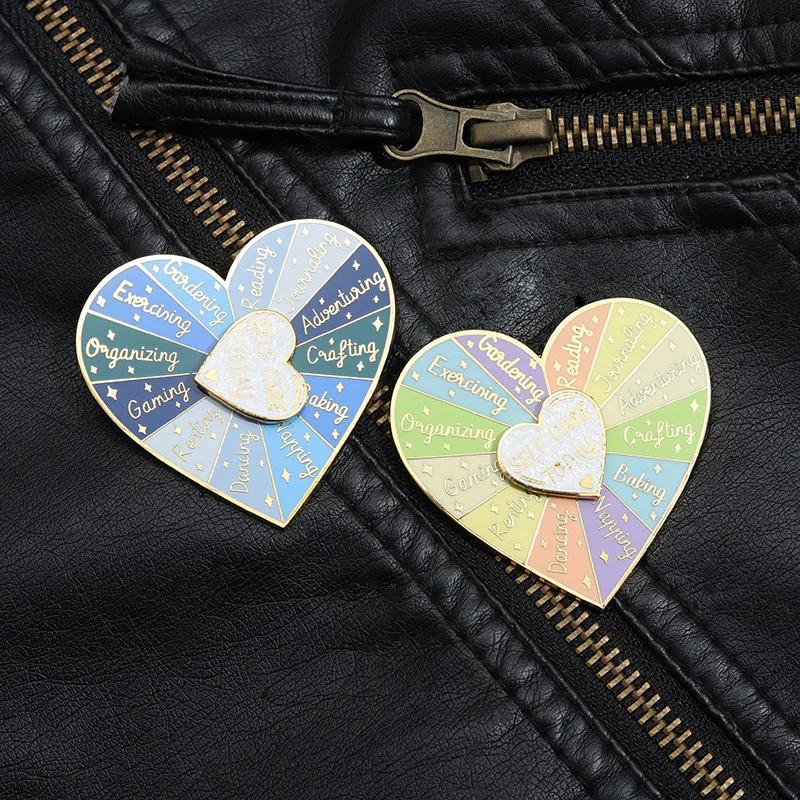 New Feshion Enamel Love Spinning Emblem Versatile and Rotable Choice Difficult Clothing Brooch Gift Wholesale