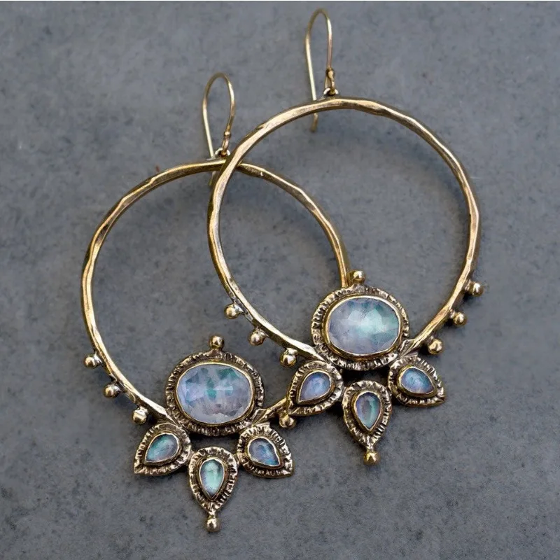 Vintage Bohemian Lotus Pendant Earrings for Women's Beach Vacation and Daily Jewelry, Casual Earrings with Tear Drop Design