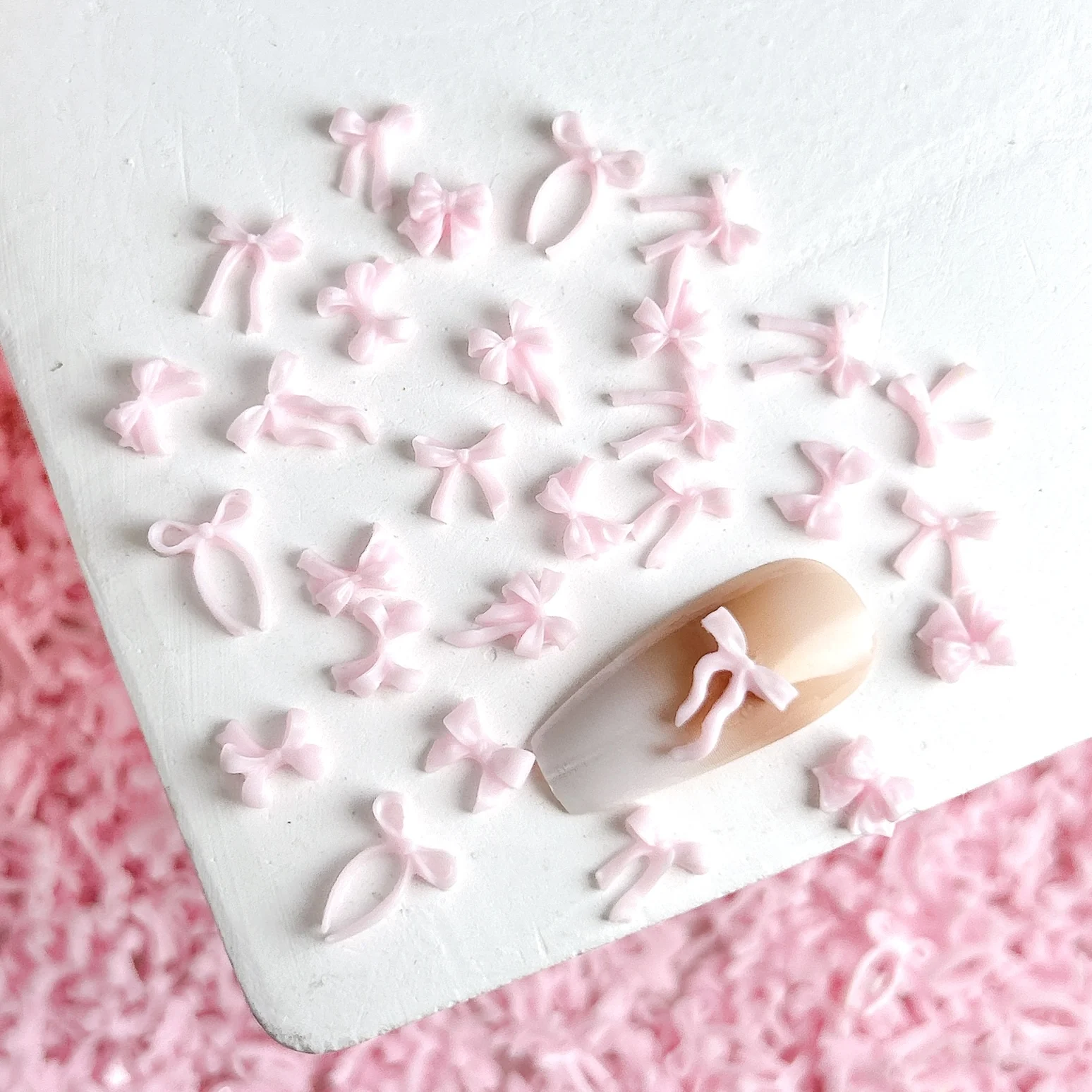 30PCS Multiple Style Pink Series Bows Resin Nail Charms 3D Minimalist Creative Ribbon Bowknots Ties Nail Art Decorations for DIY
