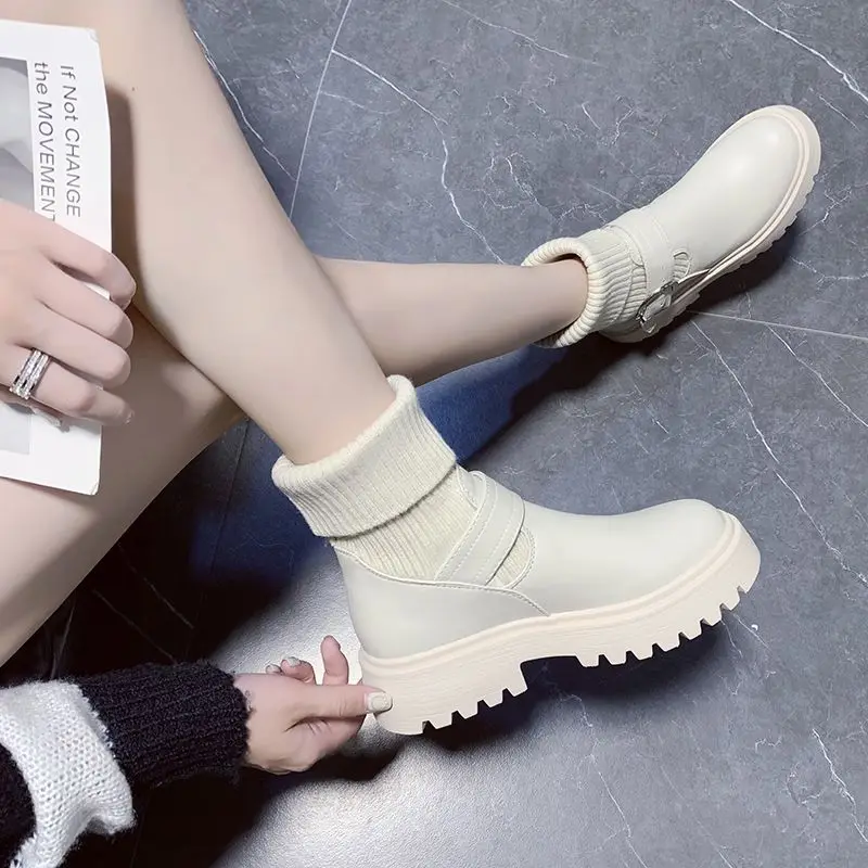 Krótkie buty dla kobiet Chunky Mary Janes Footwear White Booties Lolita Sock Female Ankle Boots Platform Elastic Trend 2024 New In