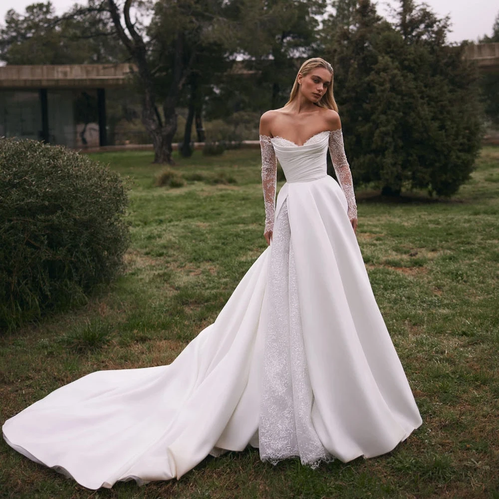 

Lace Princess Wedding Dress Full Sleeve Sweetheart A-Line Satin Backless Bride Gowns vestidos de novia Sweep Train Customized