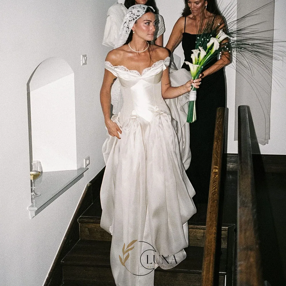 Luna Off Shoulder Modern Wedding Dresses Sweetheart Customized A-Line Elegant Bridal Wedding Snap Dresses Robe De Mariée