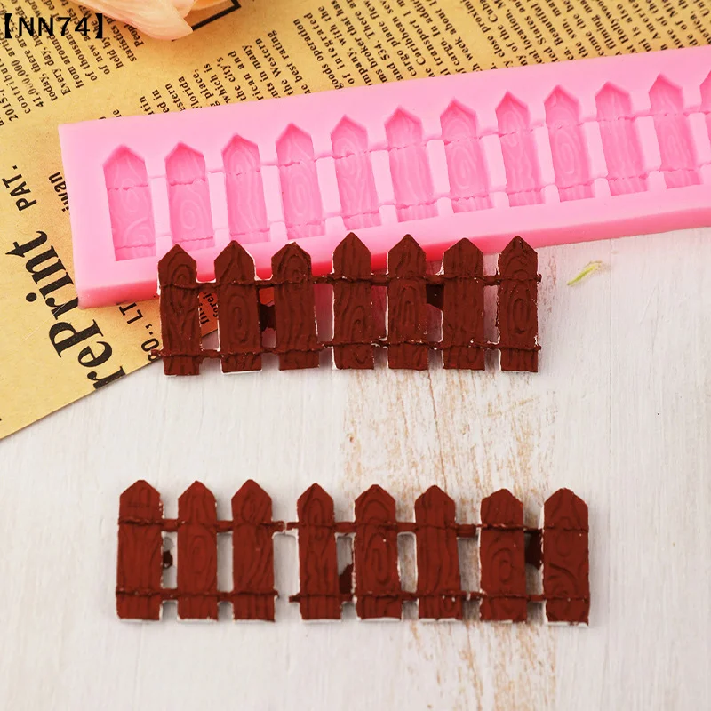 Green Grass Garden Fence Silicone Mold DIY Fondant Cake Decoration Chocolate Pastry Candy Mould Baking Cake Lace Border Mold[J]