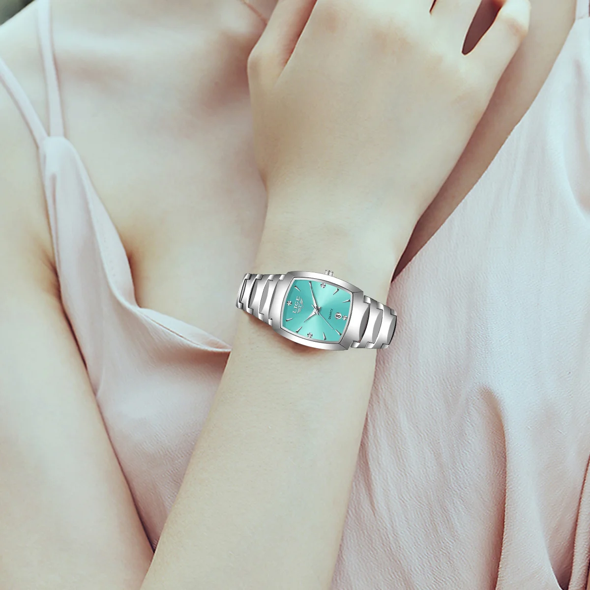 Women's Elegant Square Dial Waterproof Quartz Watch