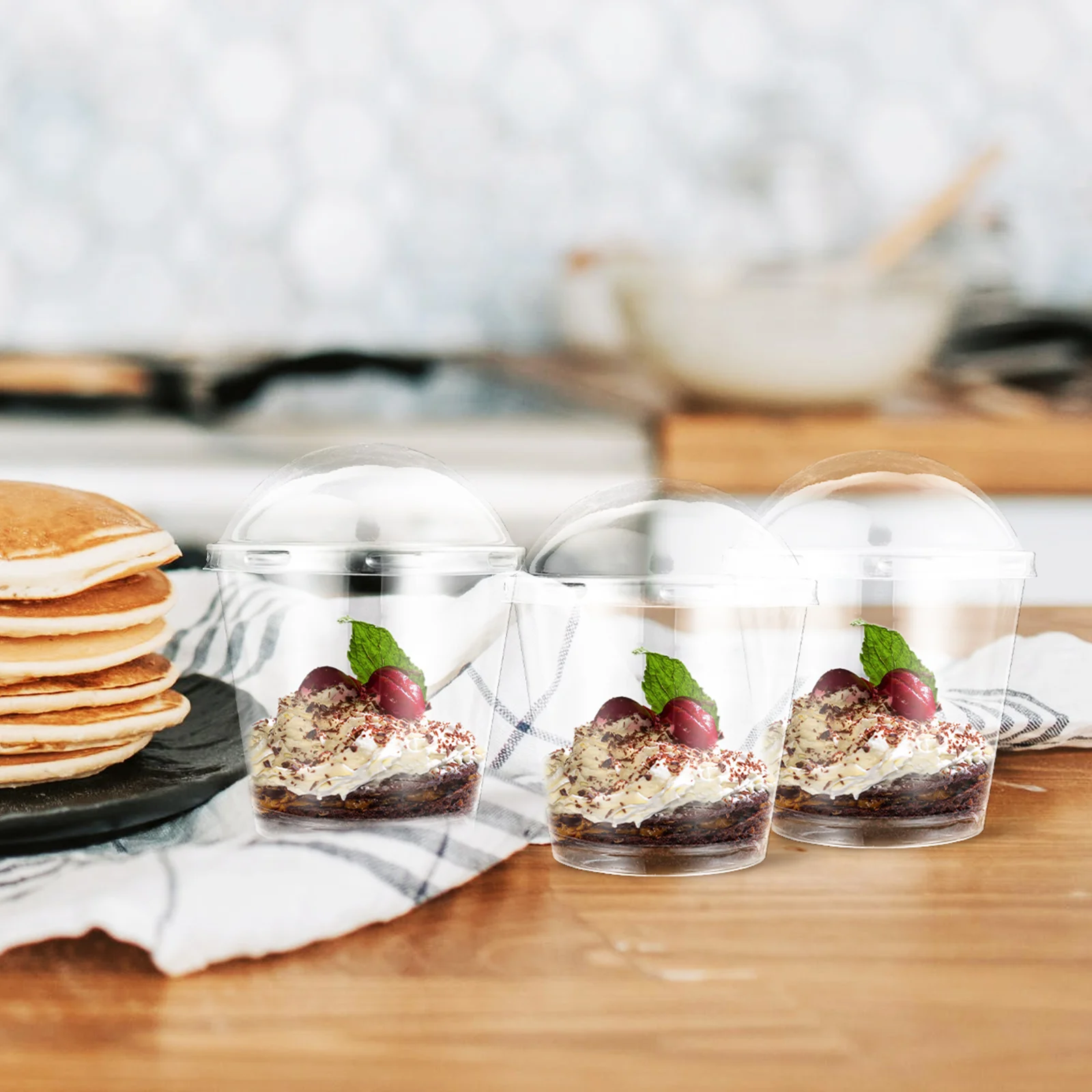 

Cup Dessert Set Mugs Clear Appetizer Cups Desert Creme Yogurt Parfait with Lids