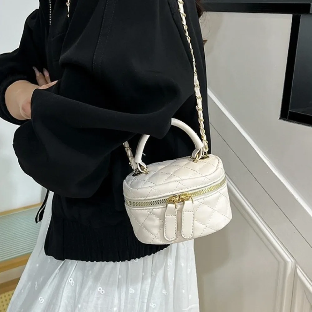 Mini Diamant-Gesteppte Leder-Bucket-Bag Mehrfarbige Schultertasche Kariertes Muster Crossbody-Tasche mit Goldkette als Schulterriemen