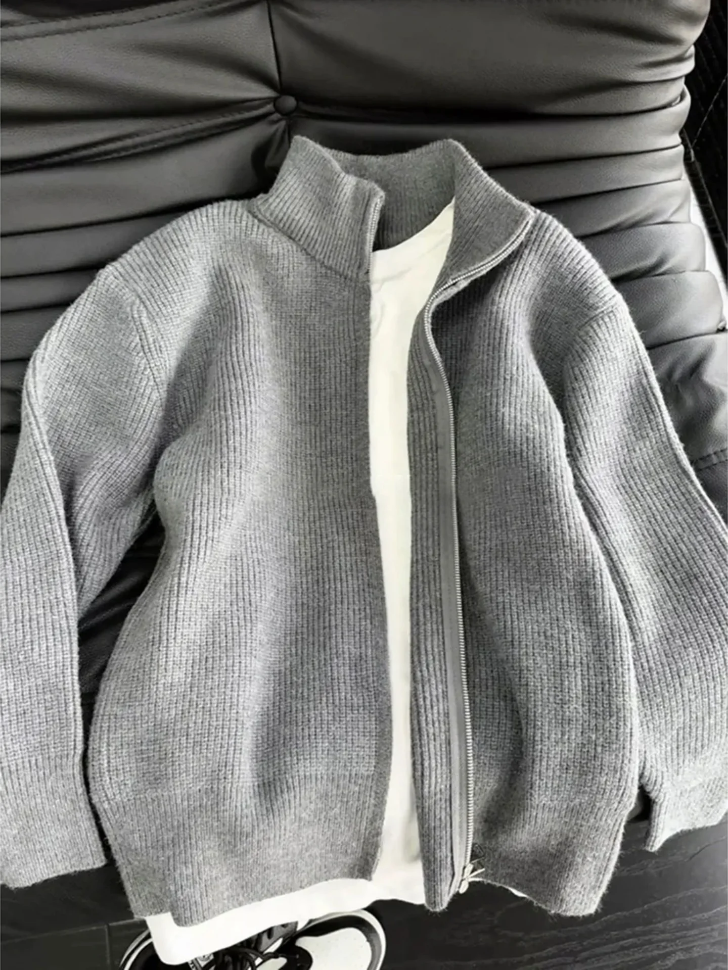 Gray Zipper Knitted Jacket Men's Spring Autumn Casual Loose Fit Simple Design Stand Collar Sweater Coat Outerwear