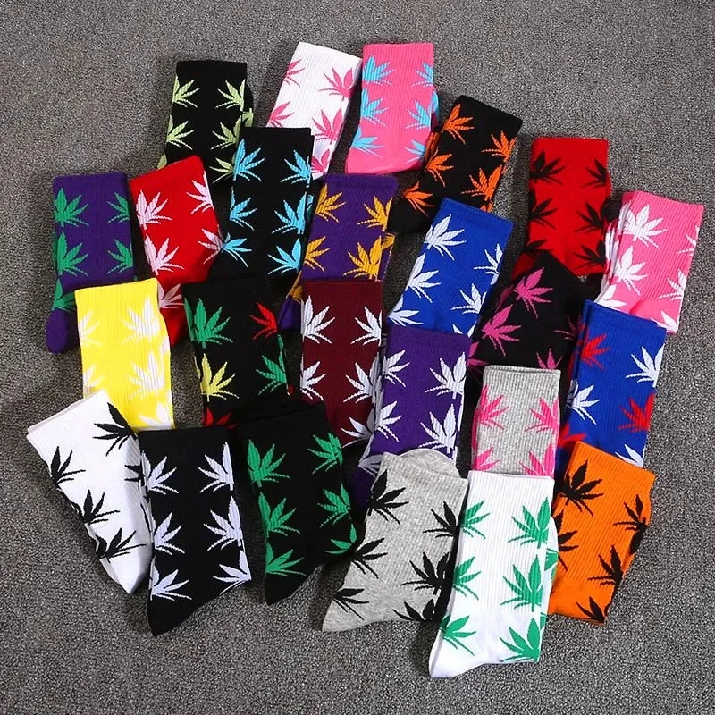 38 Cool 37- 46 Unisex Men\'s Funny Skateboard Socks Hemp Meias Long Happy Maple Leaf sokken Cotton Weed Grass White Black Socken