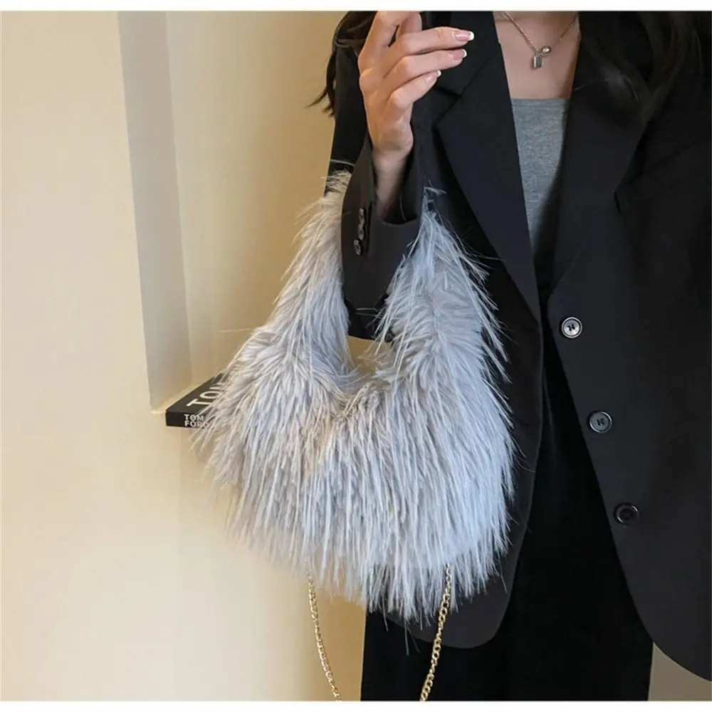 Fashion Long Tassel Shoulder Messenger Bag Plush Furry Tote Handbag Large Capacity Faux Fur Underarm Bags for Female