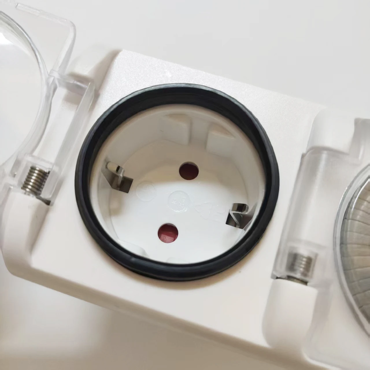 ألمانيا التوصيل ميقاتي ميكانيكي المقبس 24 ساعة دورة التبديل التلقائي منفذ كهربائي دعم 16A 3680 واط عالية الطاقة لإسبانيا