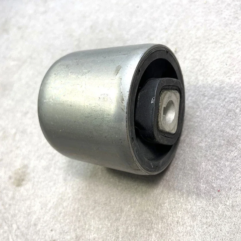 

Front Control Arm Bushing Bushings 31126768818 for BMW E90 328xi 335xi 330xi X1