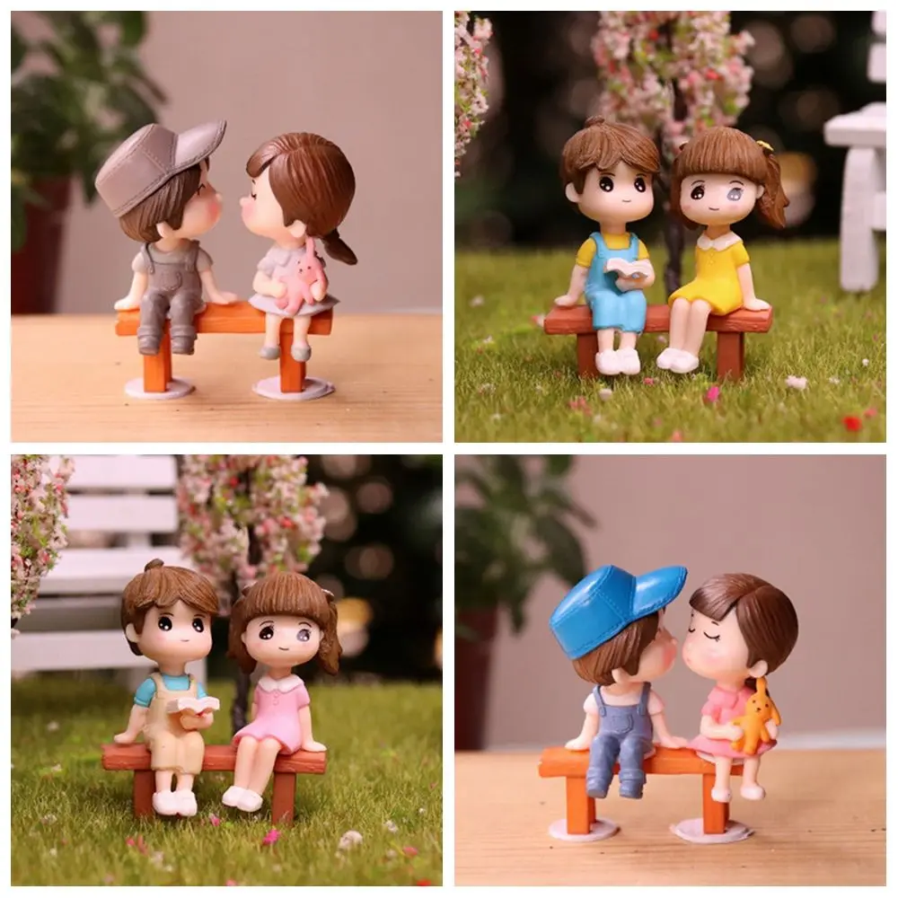 2pcs Mini Sweety Resin Miniatures Micro Landscape Couple Figurines Stool Fairy Garden Lovers