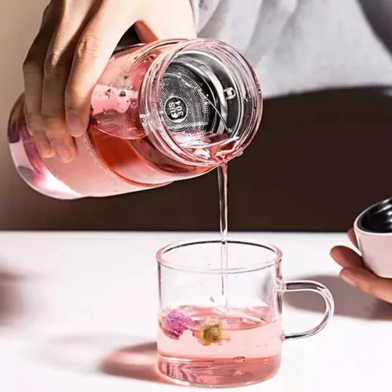 500ml High Quality Portable Glass Bottle Simple Style Glass Cup with Tea Filter Milk Drinking Bottle with Screw Lid Filter Net