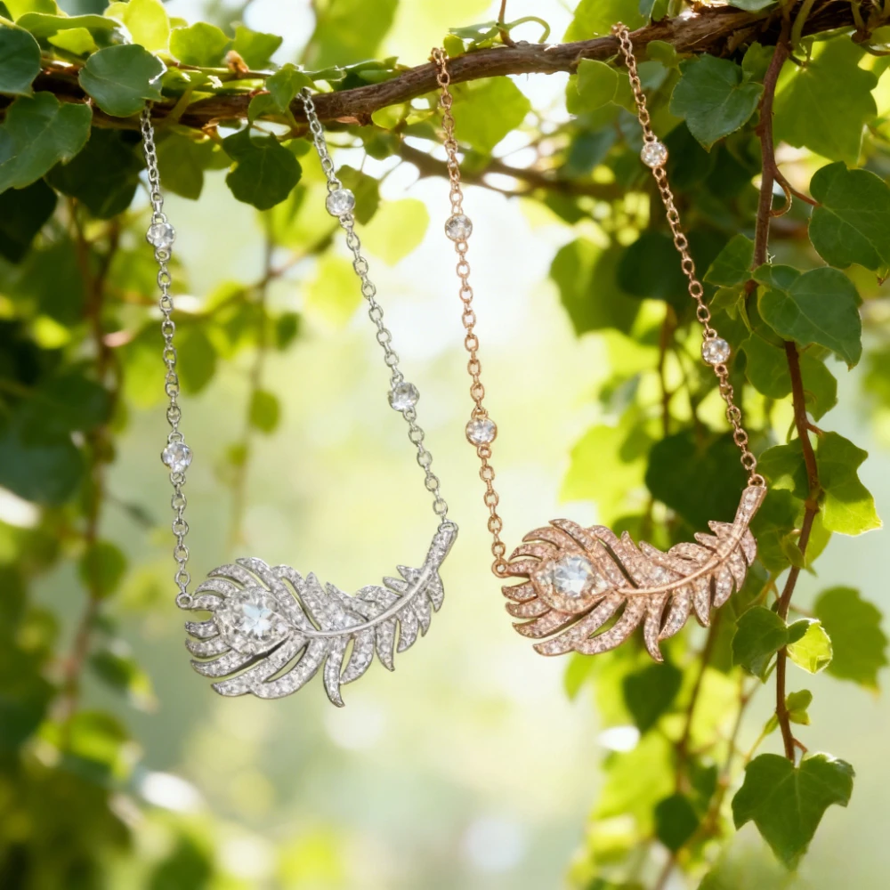 

Hot Famous Designer Brand Top Quality Fashion Jewelry Full Diamond Feather Necklace Women Luxury Jewelry Trend