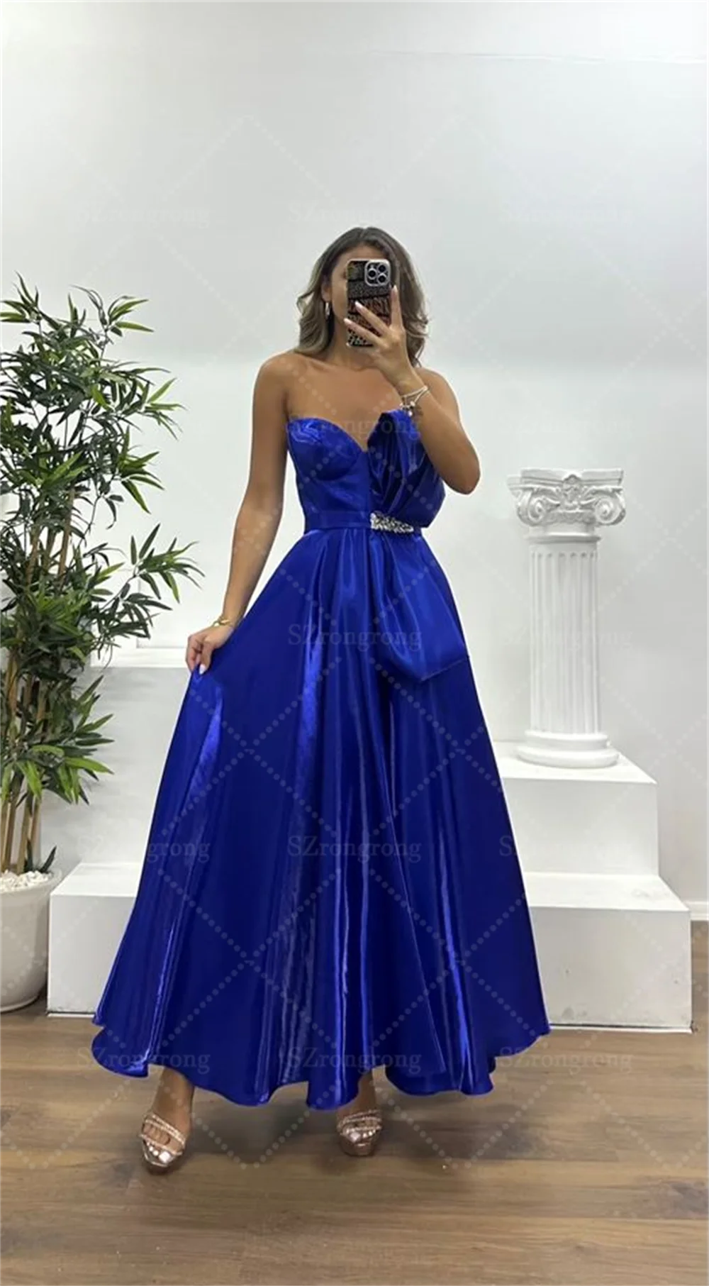 Vestido de noche drapeado con cuello de corazón de princesa hecho a medida, corte en A, largo hasta el té, vestido de fiesta de graduación sin espalda fruncido con lazo