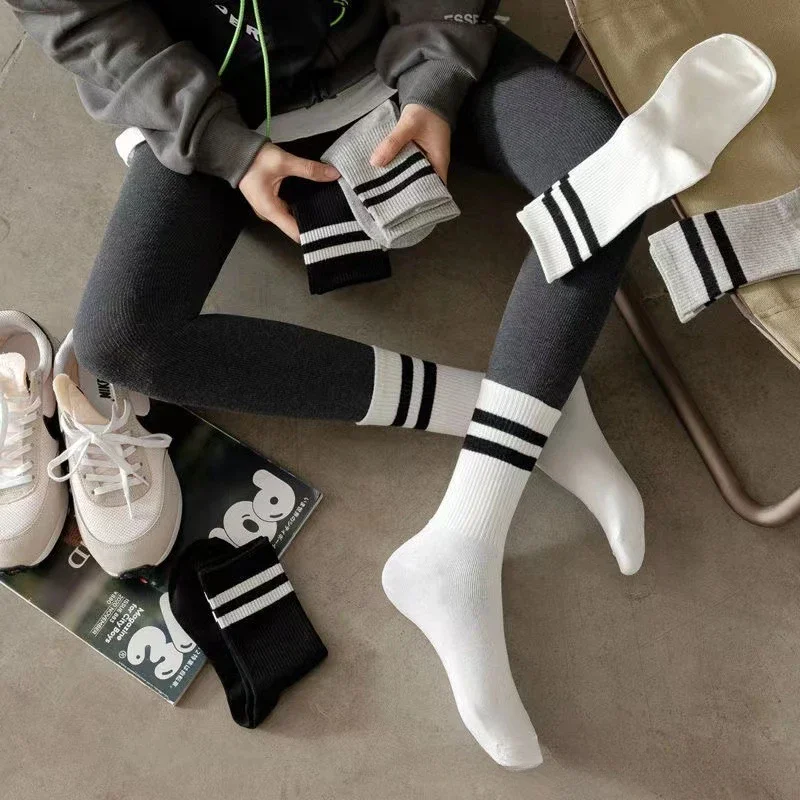 3 or 10 Pairs Women Sports Socks High Tube Cotton Socks Striped White Black Socks Middle Tube High Quality Cute Socks