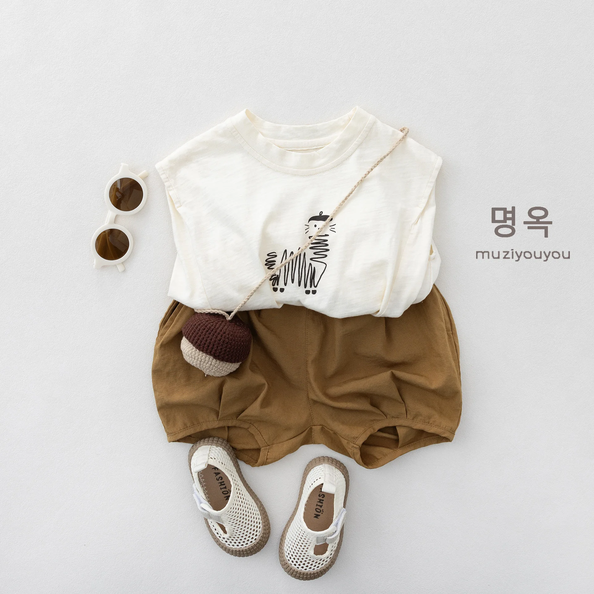 2026 Summer New Simple Childrens Bud Shorts Versatile Thin Breathable Pants Boys and Girls Lantern Pants Fashion trends