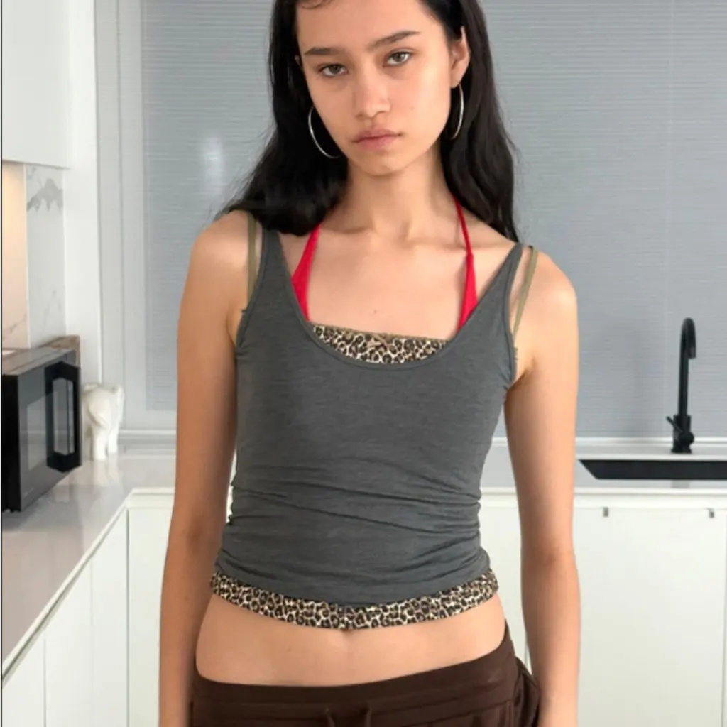

Nanyou Walking Series Original Fabric Women's Slim Fit Halter Neck Top Summer Sexy Hanging Shoulder Design Wholesale Clothing
