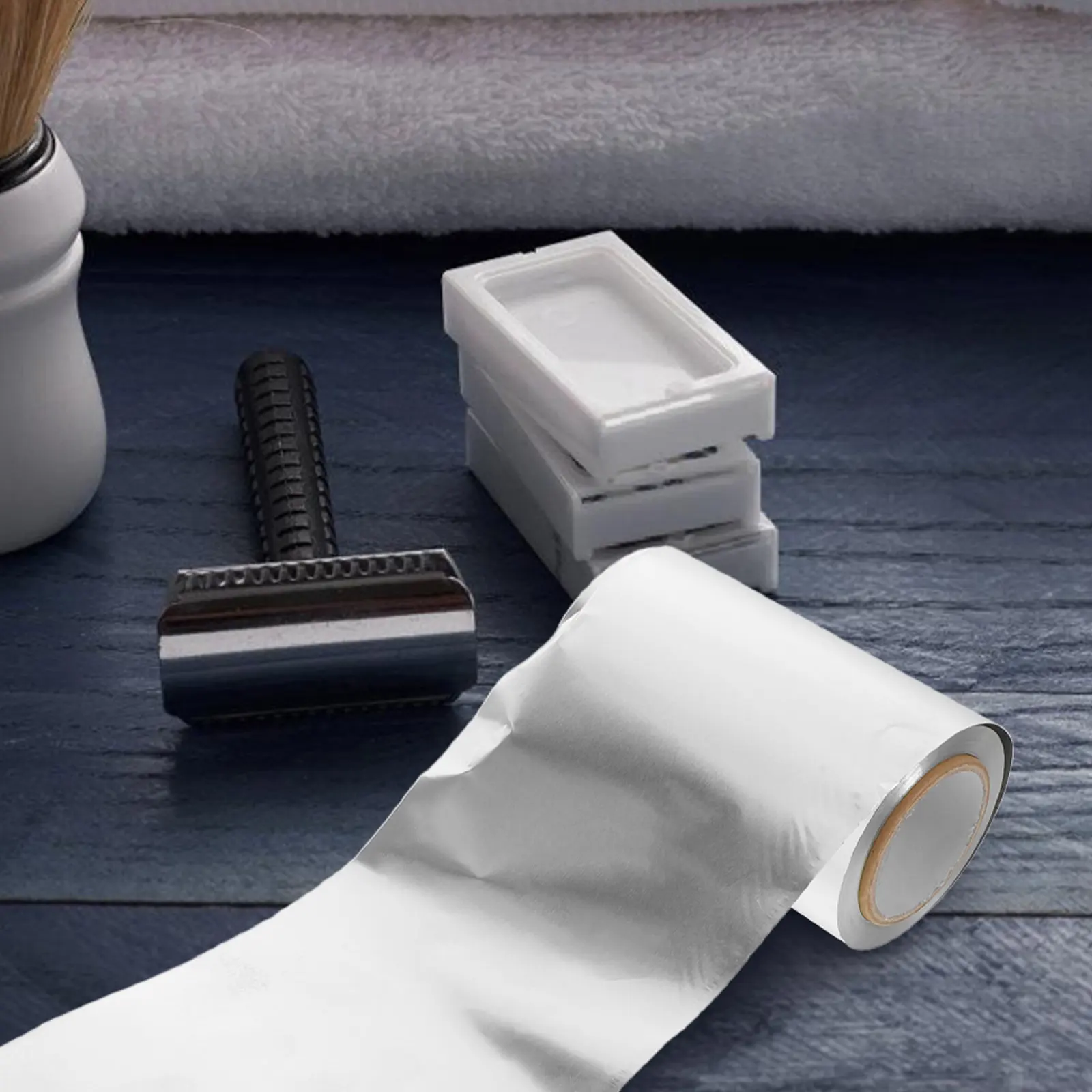 

Рулон фольги для парикмахерских работ, 50 м, серебристый, толстая фольга для химической завивки, окрашивания и мелирования волос, для использования в салонах красоты