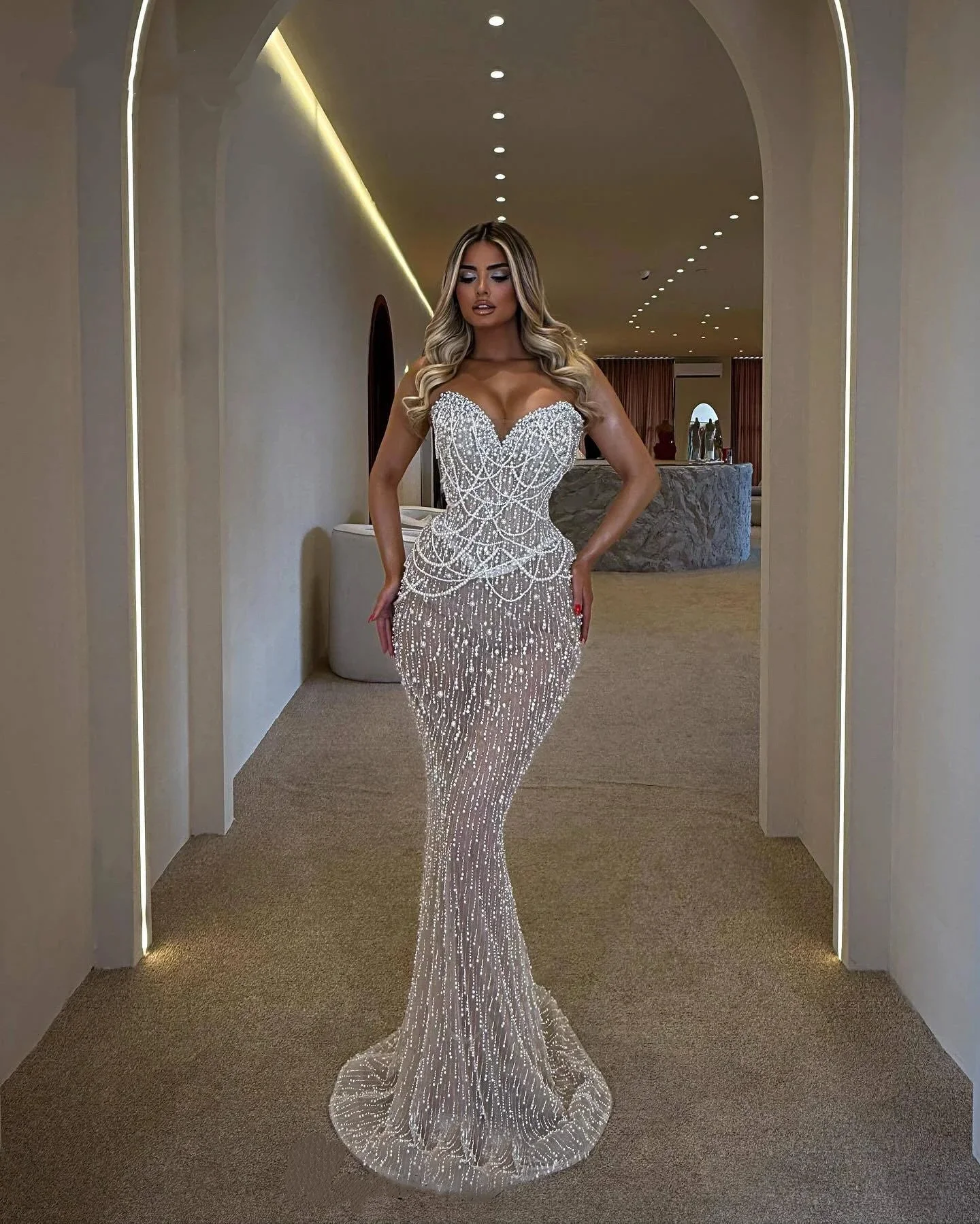 Stylish Evening Dresses Strapless Pearls Prom Dress Beading See Through Sleeveless Mermaid Party Gowns Vestidos De Noche