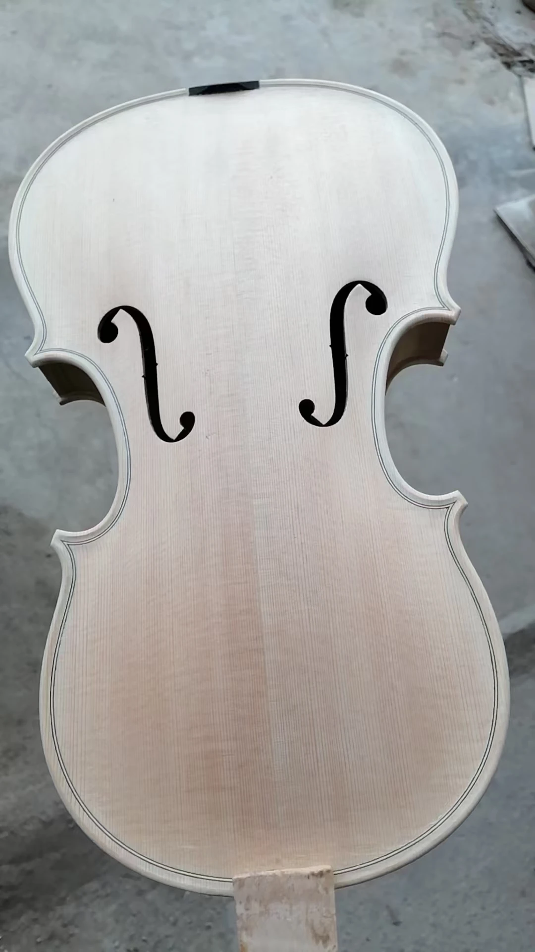 One piece, unvarnish strad-tyle violin