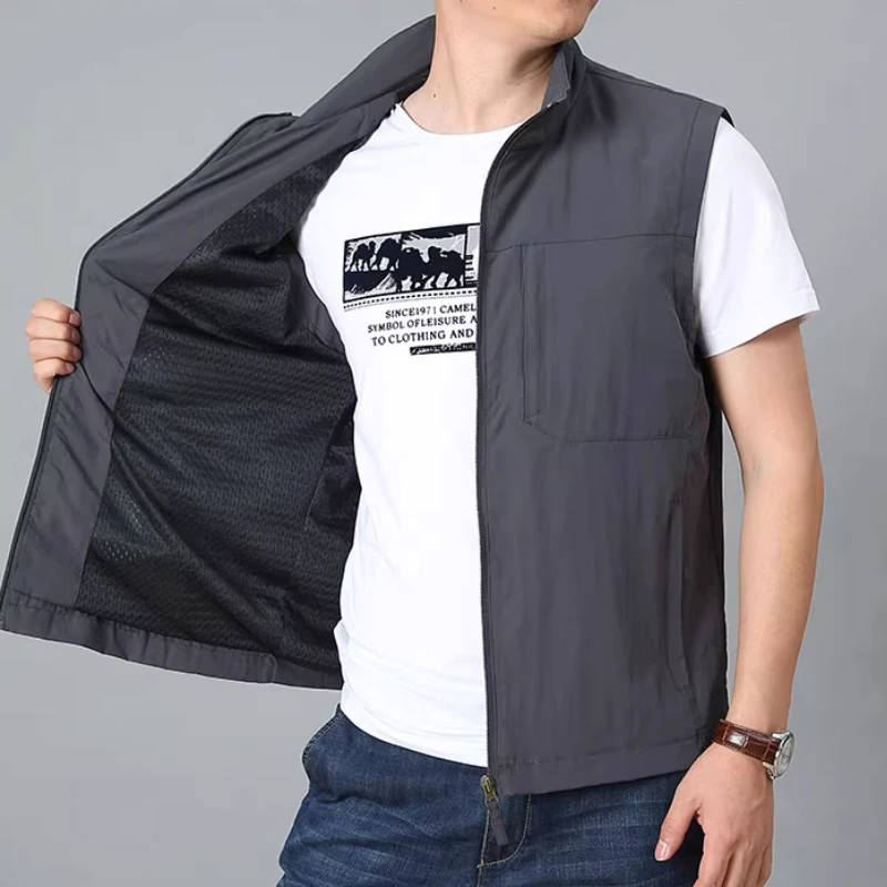 Men's autumn multi bag workwear, oversized loose standing collar vest, outdoor sports photography, fishing, quick drying vest