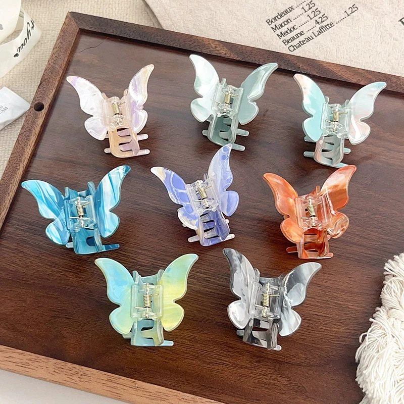 

Vintage Style Butterfly Hair Claw Women Cute Small Size Hairpin Shark Clip Elegant Half Updo Hair Clips & Retro Hair Accessories