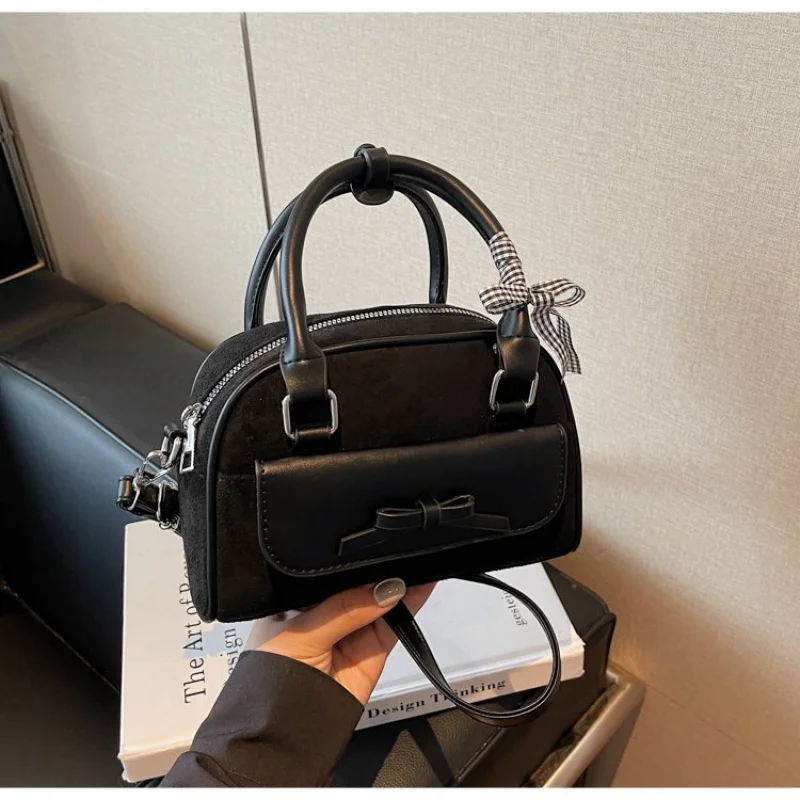 

Designer Paris Fashion Women's Crossbody Bag High-End Minimalist Unique Vintage Trendy Letter Logo Stylish