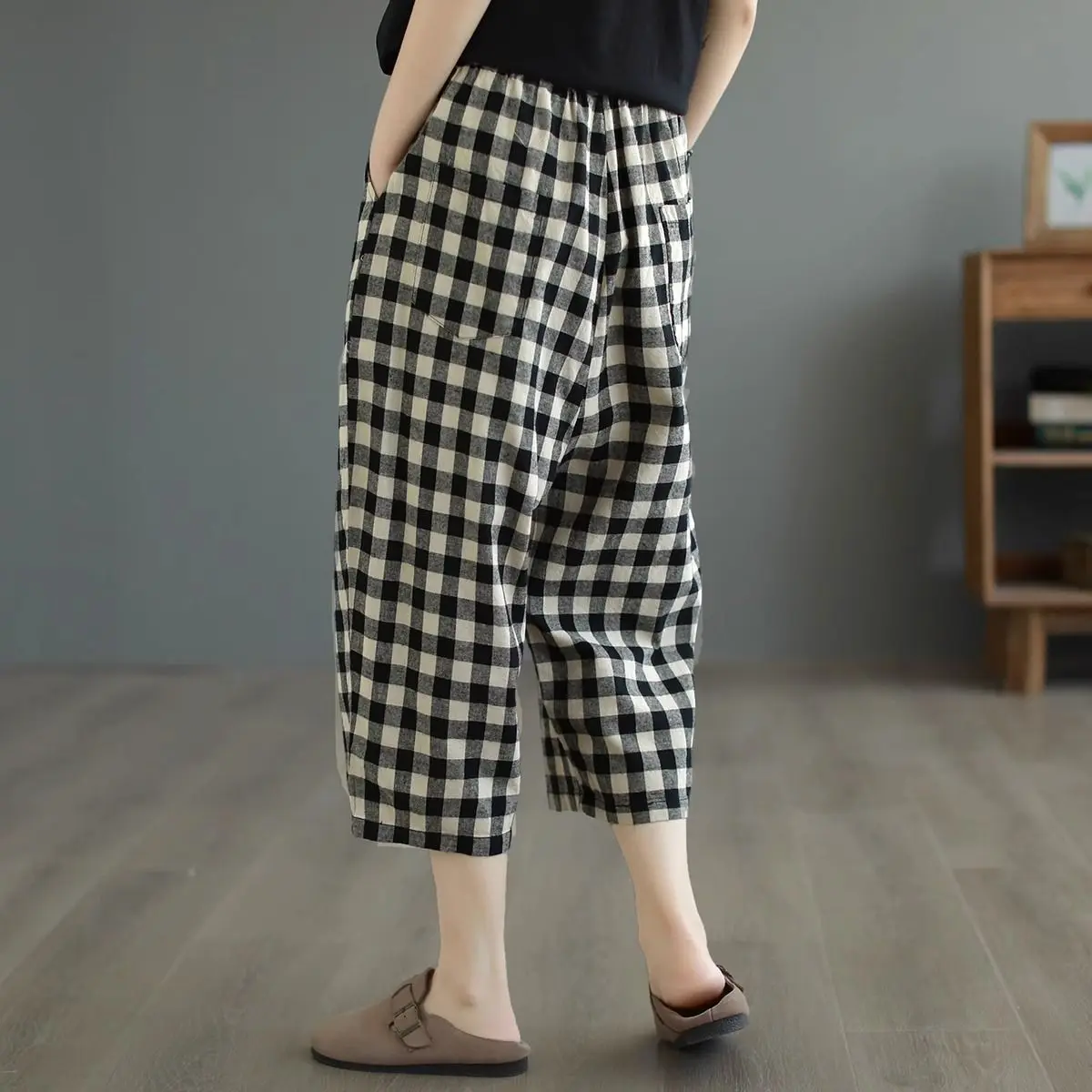 Pantalones de lino a cuadros simples para mujer, pantalones largos hasta la pantorrilla con cintura elástica, botones que combinan con todo, sueltos, delgados, de gran tamaño, pantalones de pierna ancha, Verano