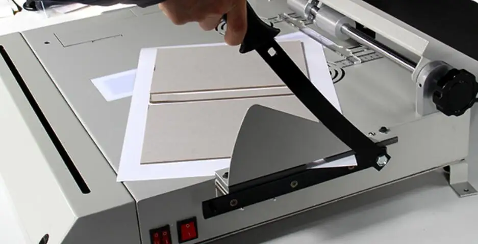 

【HOT】KDC-100P Hardcover Book Cover Making Machine with groove Pressing Function