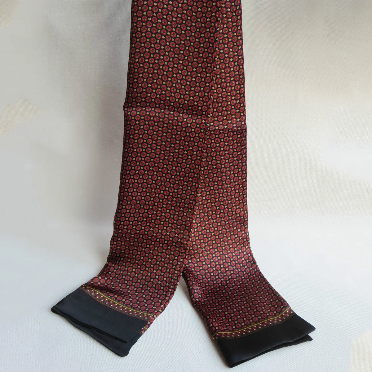 

FEIMANYUAN шарф из чистого шелкового шелка шелковицы, Лидер продаж для мужчин, квадратный шарф из натурального шелка, зима 2026, новые аксессуары