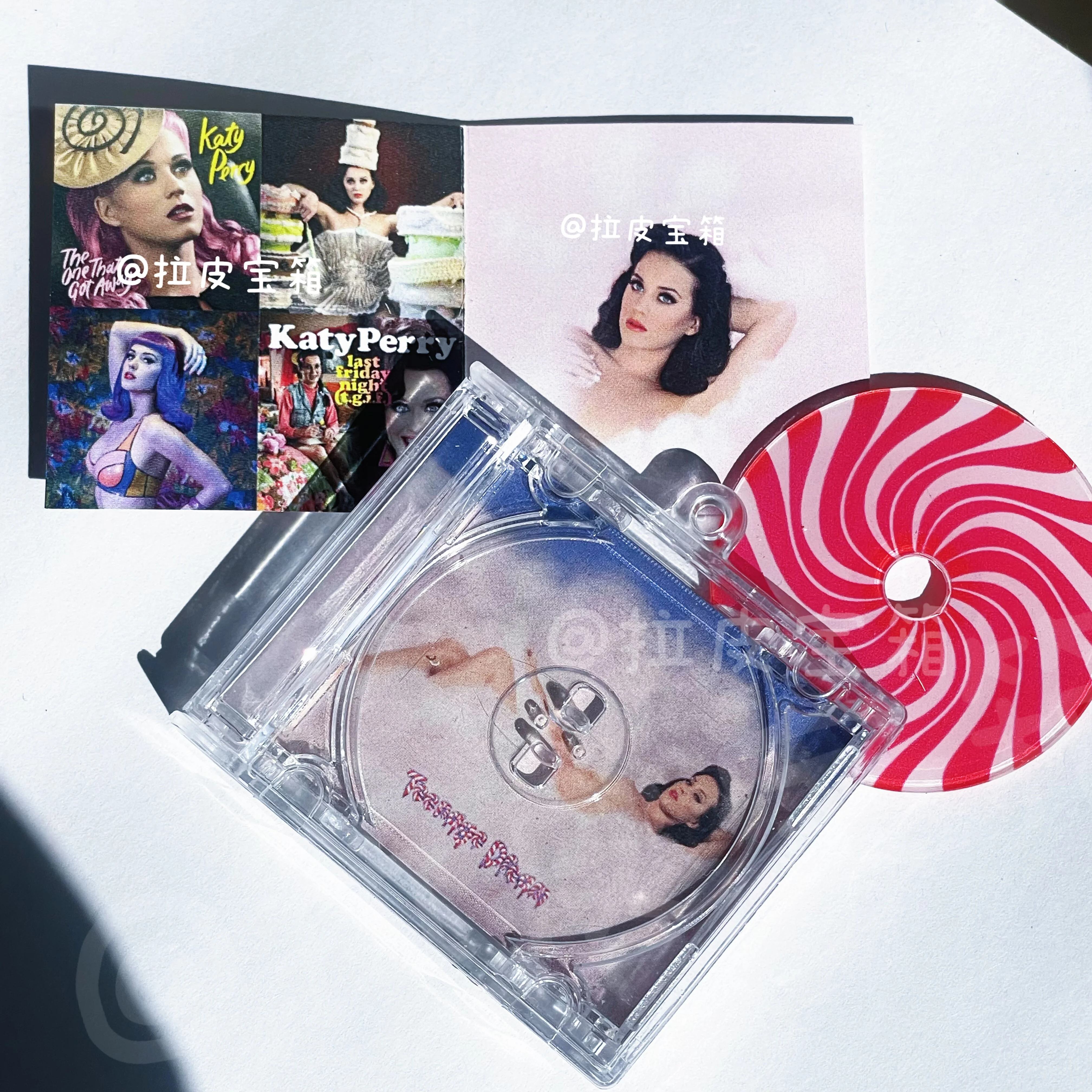 Pop Katy Perry MINI Music CD NFC Keychain Play Songs Teenage Dream Album Prism Key ring Cosplay Necklace DIY Acrylic Pendant view 5