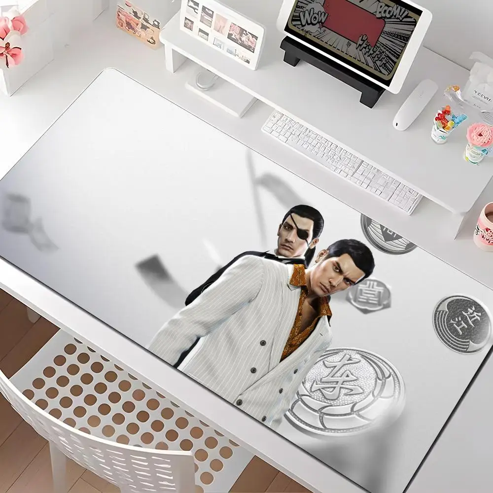 

Коврик для мыши Game Yakuza 0, несколько размеров, большой квадратный, для компьютера, офиса, игрового стола, резиновый, противоскользящий