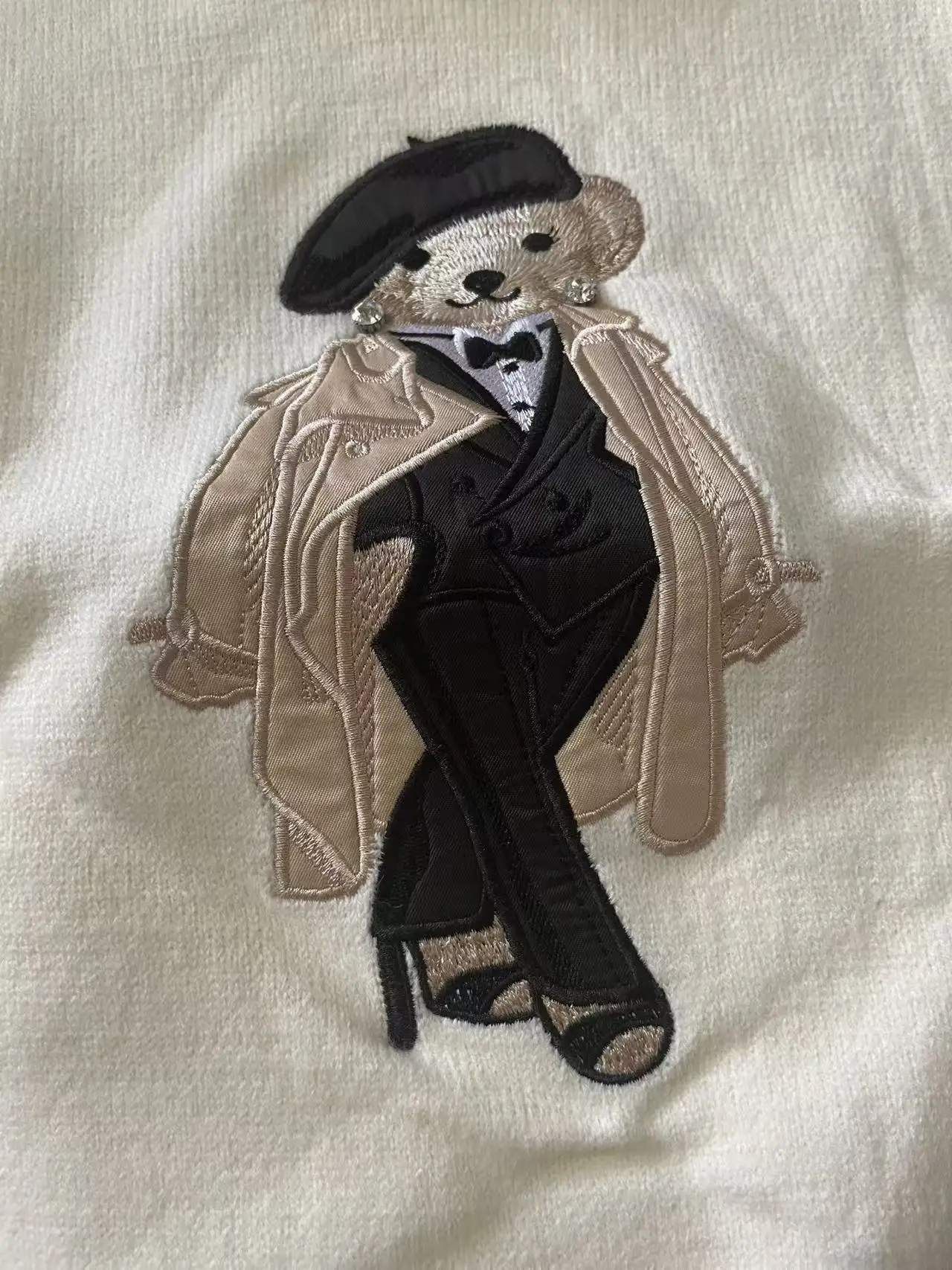 Neue Herbst Preppy Student Kaschmir Pullover Frauen Cartoon Bär Bestickt Oansatz Langarm Pullover Top Lässige Strickwaren