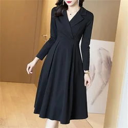 Red Retro High-end Feeling Waistband Long Sleeved Dress For Women In Autumn 2024 New Stylish and Slimming Suit Dress Women