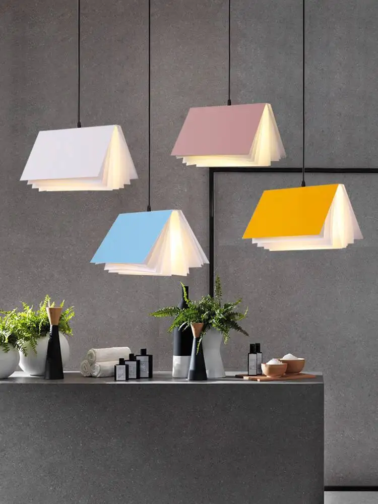 مطعم بار بسيط وحديث لرياض الأطفال الحرم الجامعي الإبداعي شخصية على شكل كتاب غرفة نوم فنية بجانب السرير مصباح معلق صغير #1