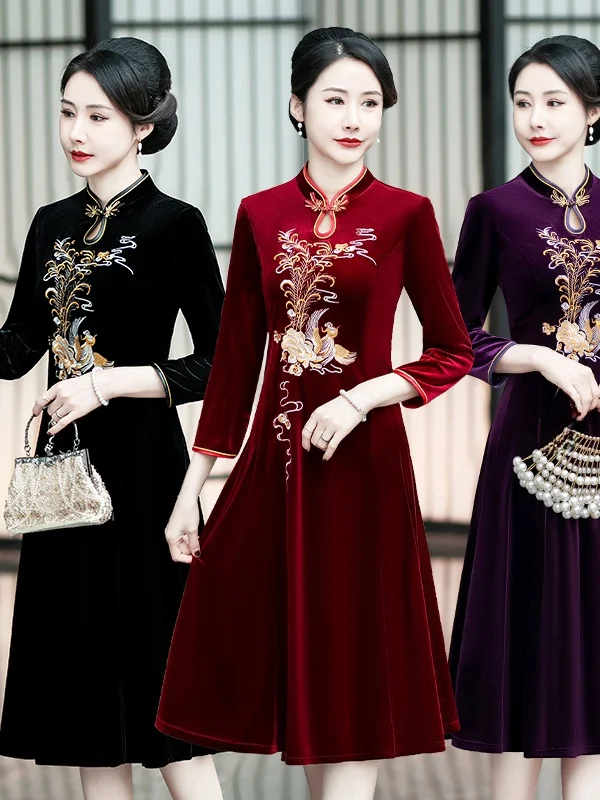 

New Sle Mommy Qipao Dr Embroidered Waterdrop Collar Slimming Mid-aged And ly Women's Long Dr Chinese Traditional...