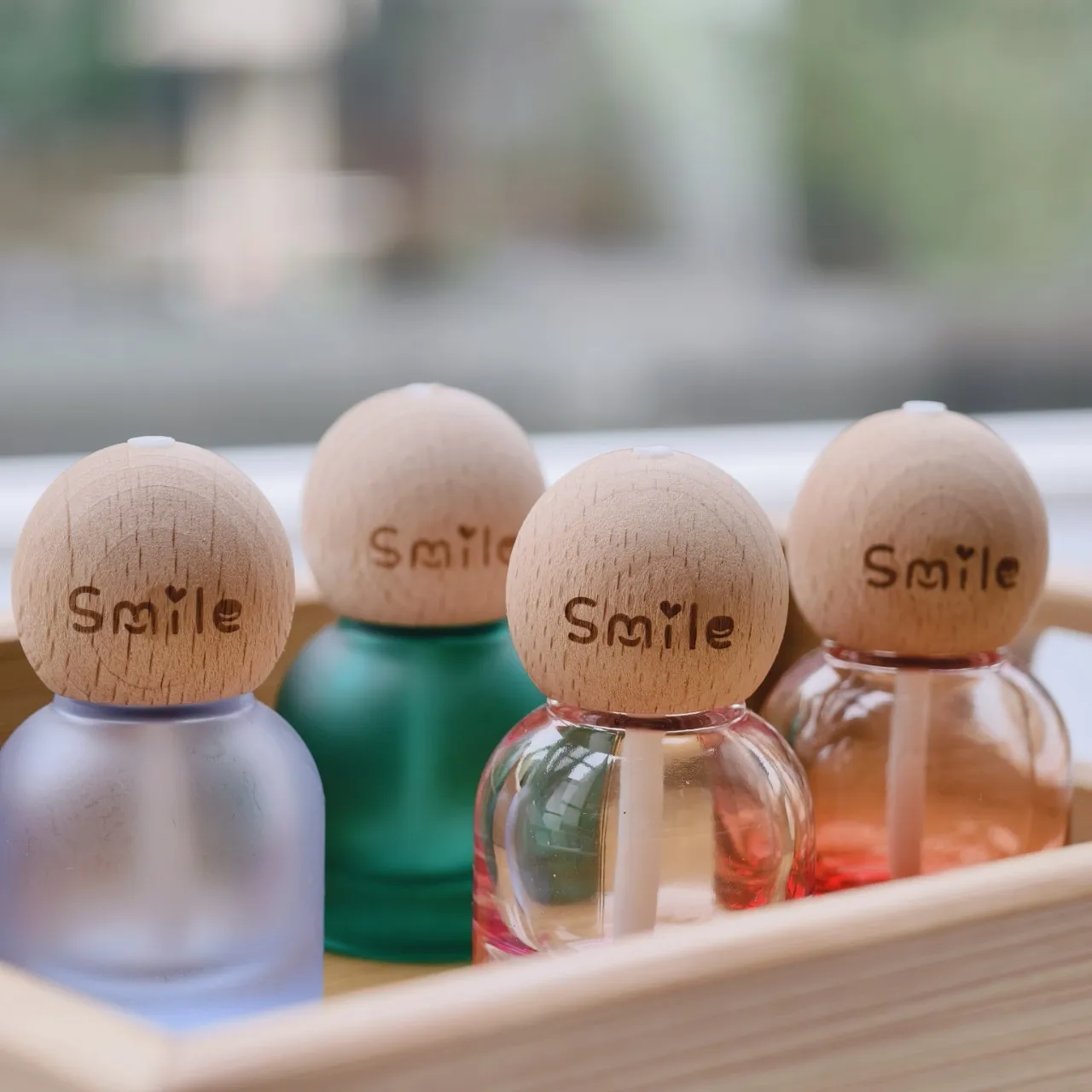 Elegante bottiglia per diffusore di aromi Elegante arredamento per la stanza Contenitore riutilizzabile per olio essenziale Diffusore di olio essenziale Bottiglia di vetro vuota