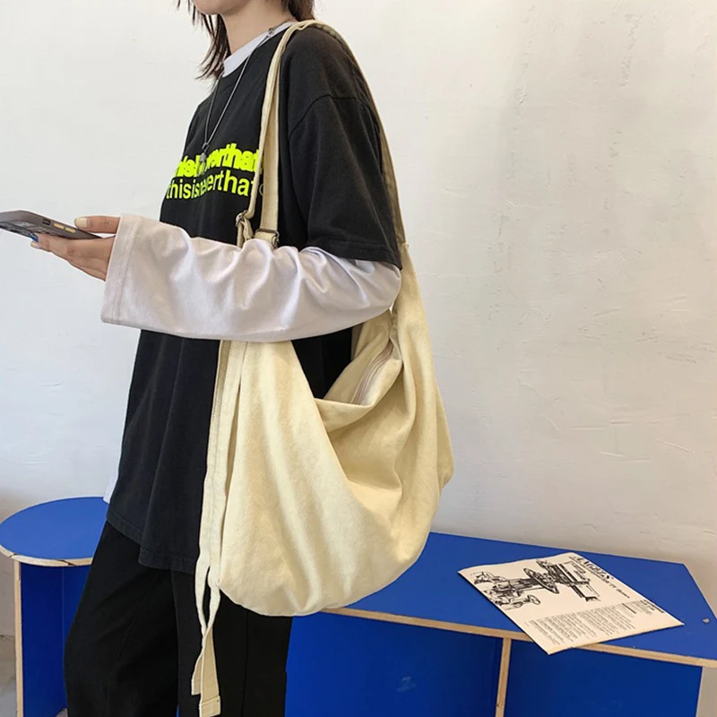 

Canvas shoulder bag large capacity student simple men and women style college style messenger bag