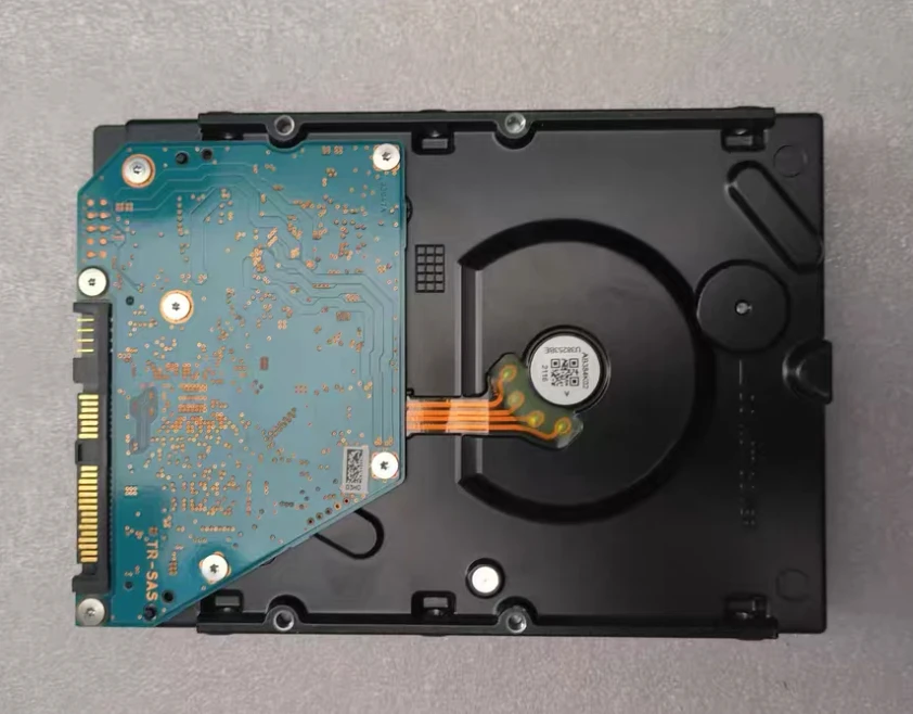 

For 0HHX14 MG04SCA20ENY 2T 3.5-inch 7.2K 12Gb SAS server hard drive