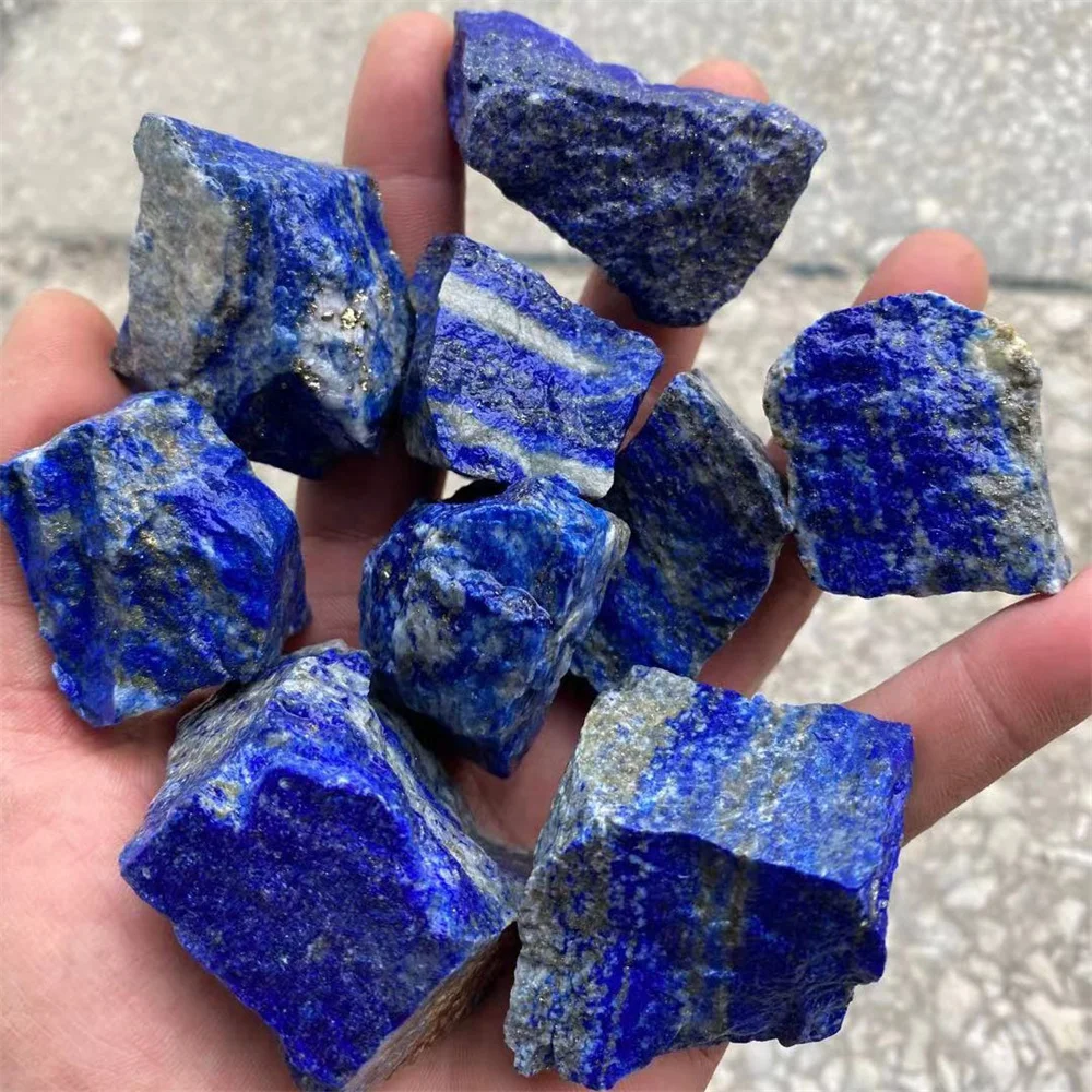 Natural sapphire raw stone stone fire free crystal aromatreatment diffused crystal stone blue ore raw material home decoration