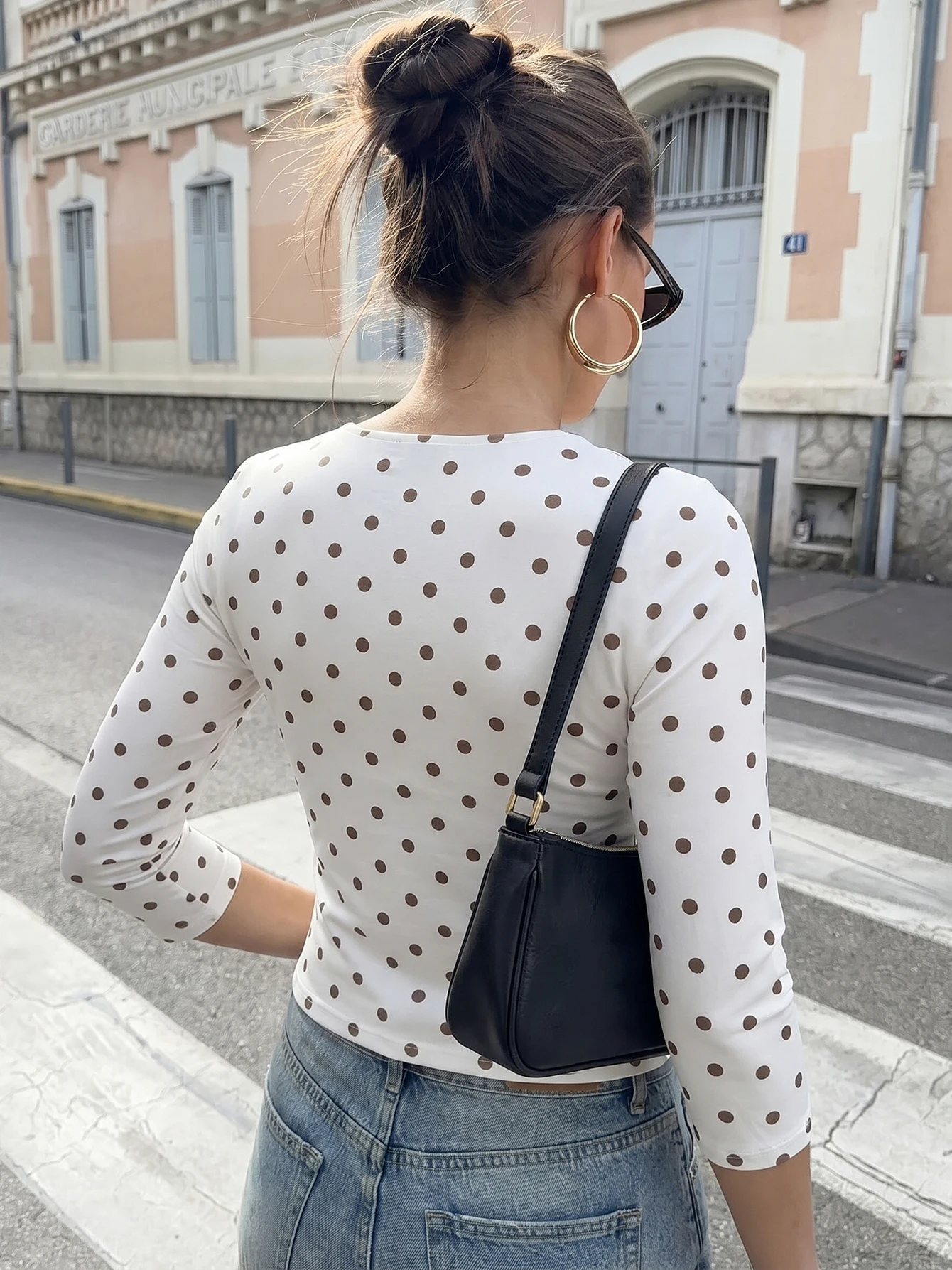 Hugcitar Polka Dot Print V Neck Long Sleeve Sexy Crop T-Shirt Autumn Women New Fashion Clothes Streetwear Festival Party