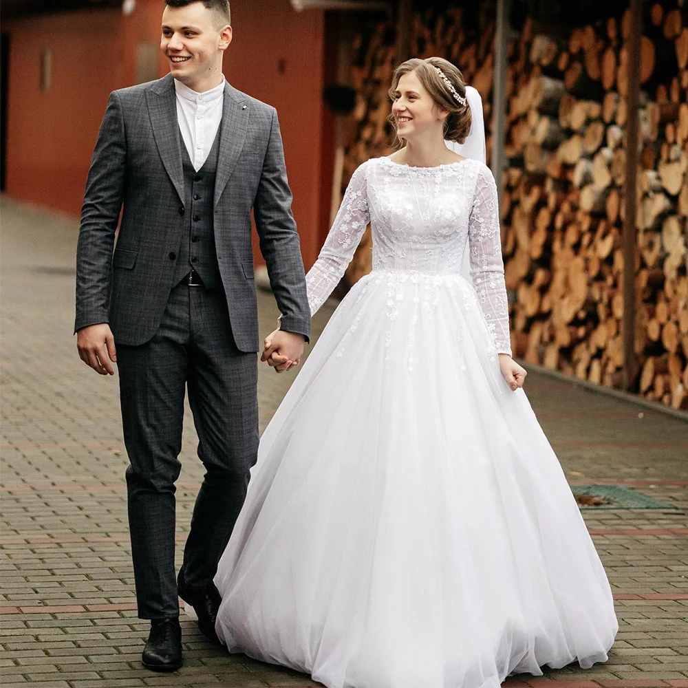 Requintado vestido de casamento A-Line, manga comprida, gola redonda, ilusão vintage, vestidos de noiva, perspectiva tule