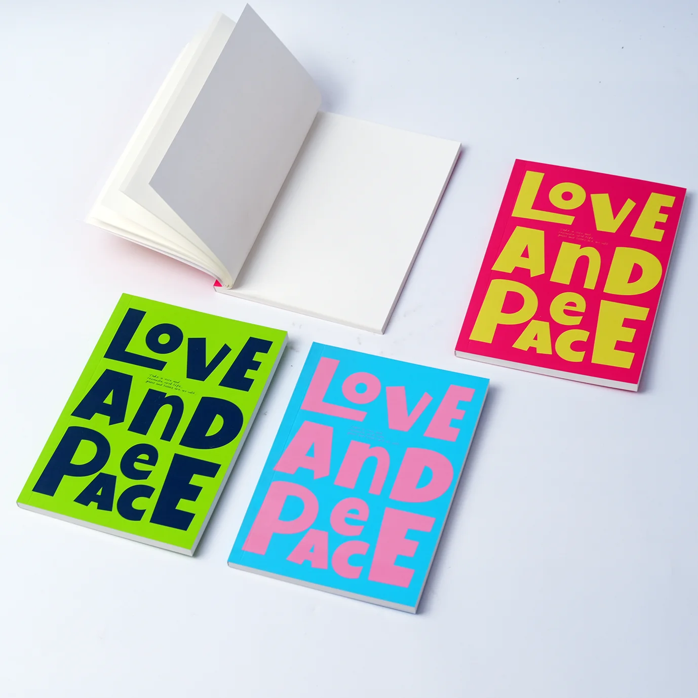 Passen Sie das Kunstdruckpapier-Tagebuch im A5-Format an, 50 Blatt, 100 Seiten, Notizbuchlinie, weicher Einband, personalisieren Sie den Promototion-Geschenk POD