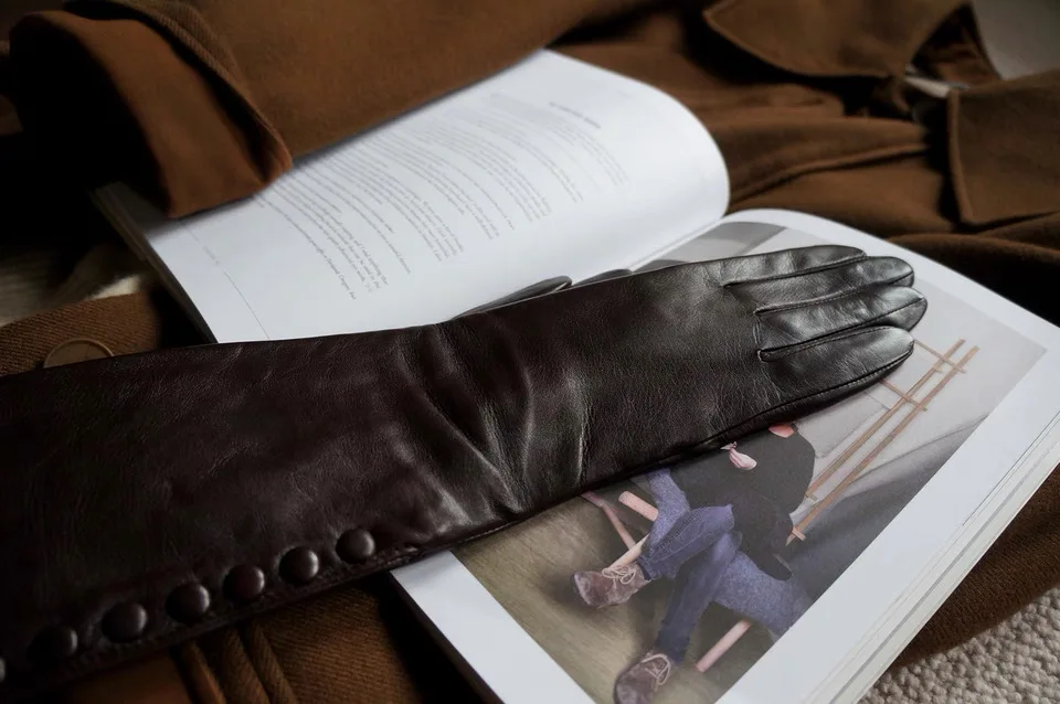 Ladies' Winter Warm Touchscreen Korean Medium-length Leather Gloves with Velvet Lining Women 45 cm Long Single-breasted Luvas
